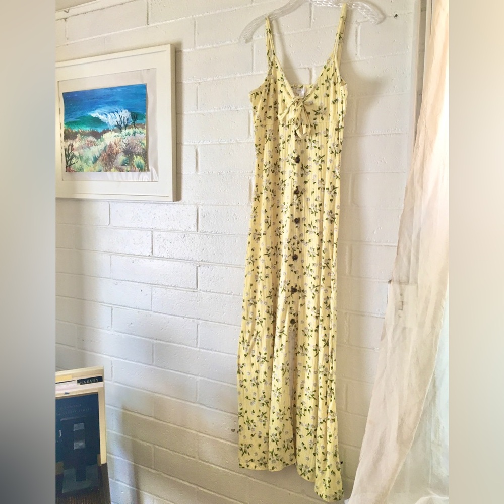 Maxi Long Floral Yellow Sundress  🌻🌞🌼 - Picture 3 of 16